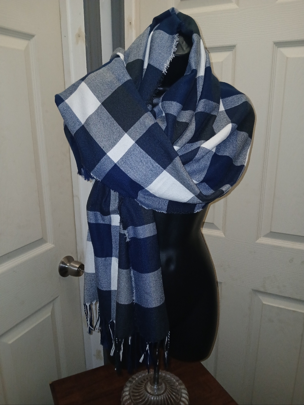 Plush Plaid Scarf - Navy, White & Gray